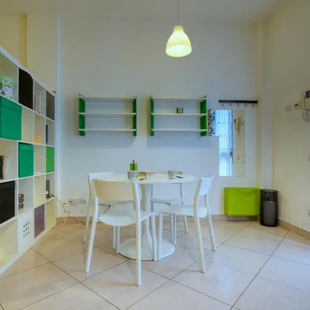 Apartment Italianflat - Navigli Studio, Garden View *